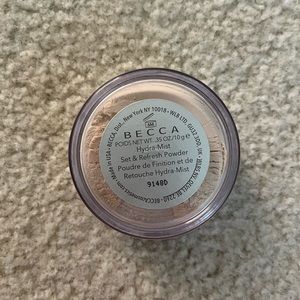 BECCA hydra mist setting powder